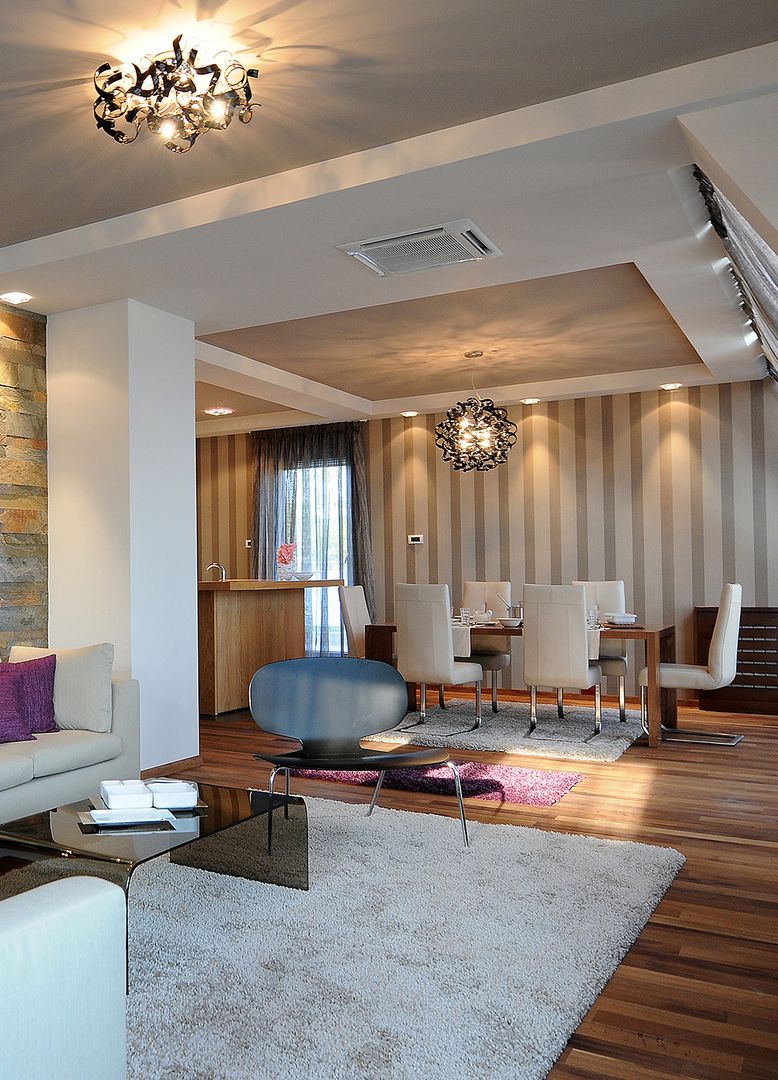 Wohn- und Essbereich modern eingerichtet